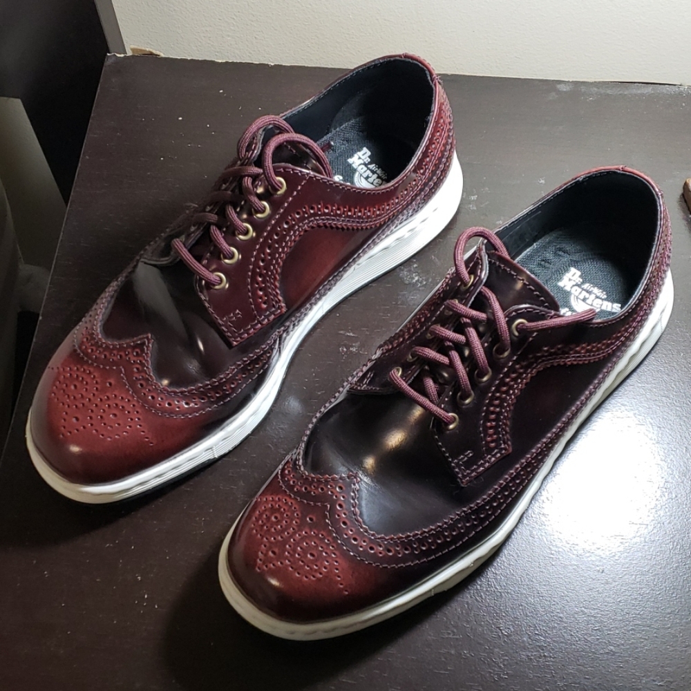 Dr. Martens Gabe Cherry Red Wingtip